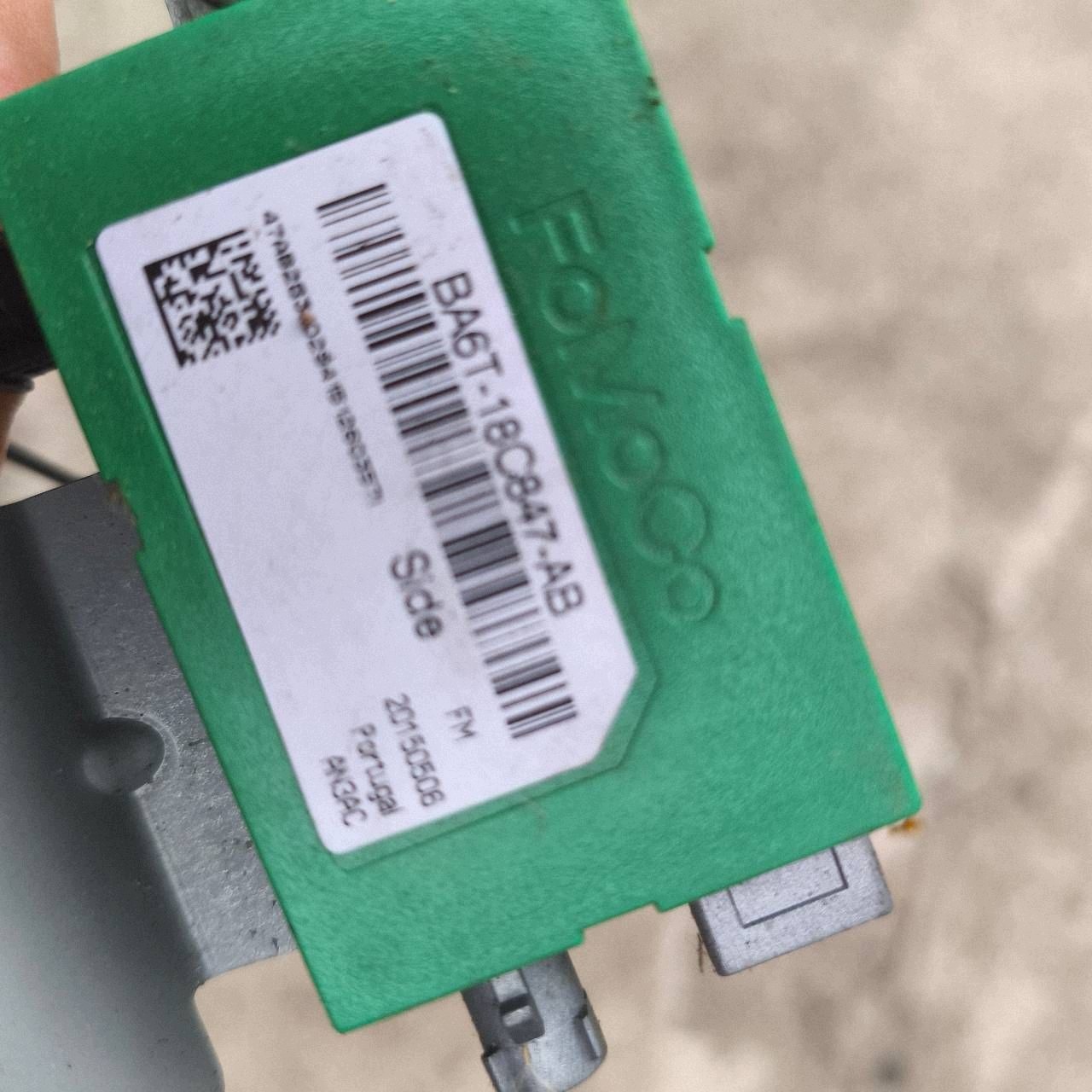 antenna amplifier Ford Fiesta MK7 LIFT 2015