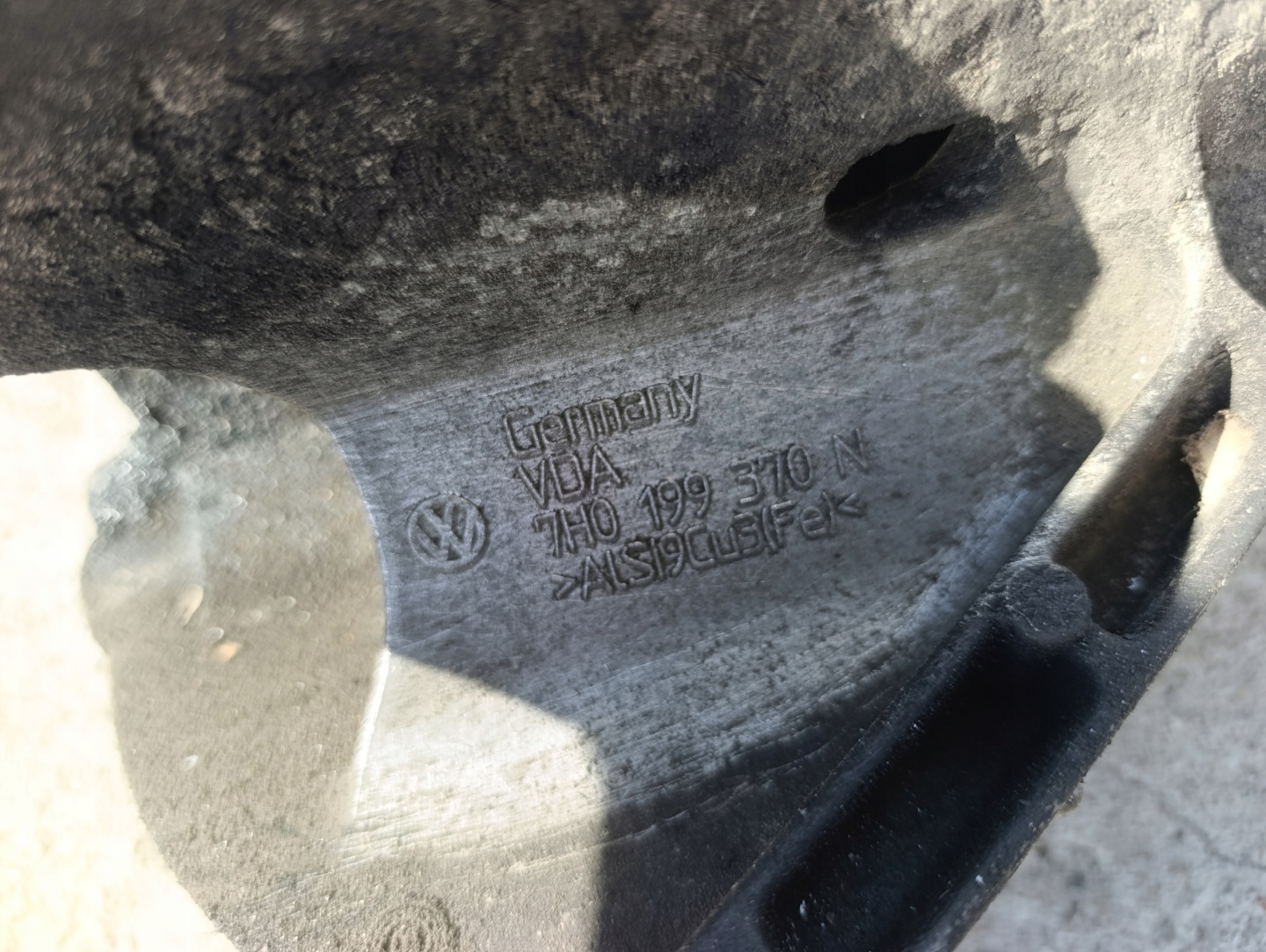 VW T5 2.5 TDI engine mount rear part BNZ 7H0199370N