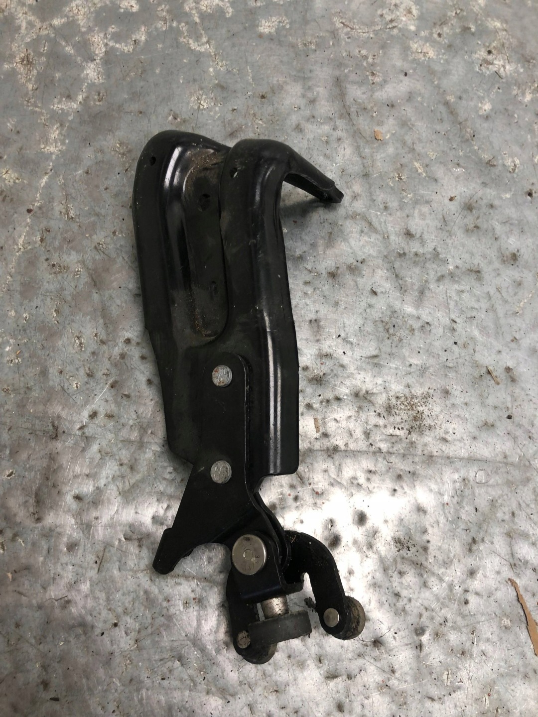 roll PROWADNICA door right rear part VW SHARAN 7N0843398D