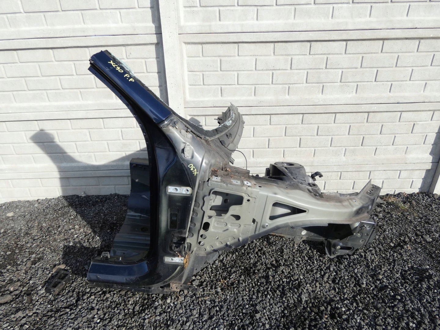 VOLVO XC90 II quarter right front right