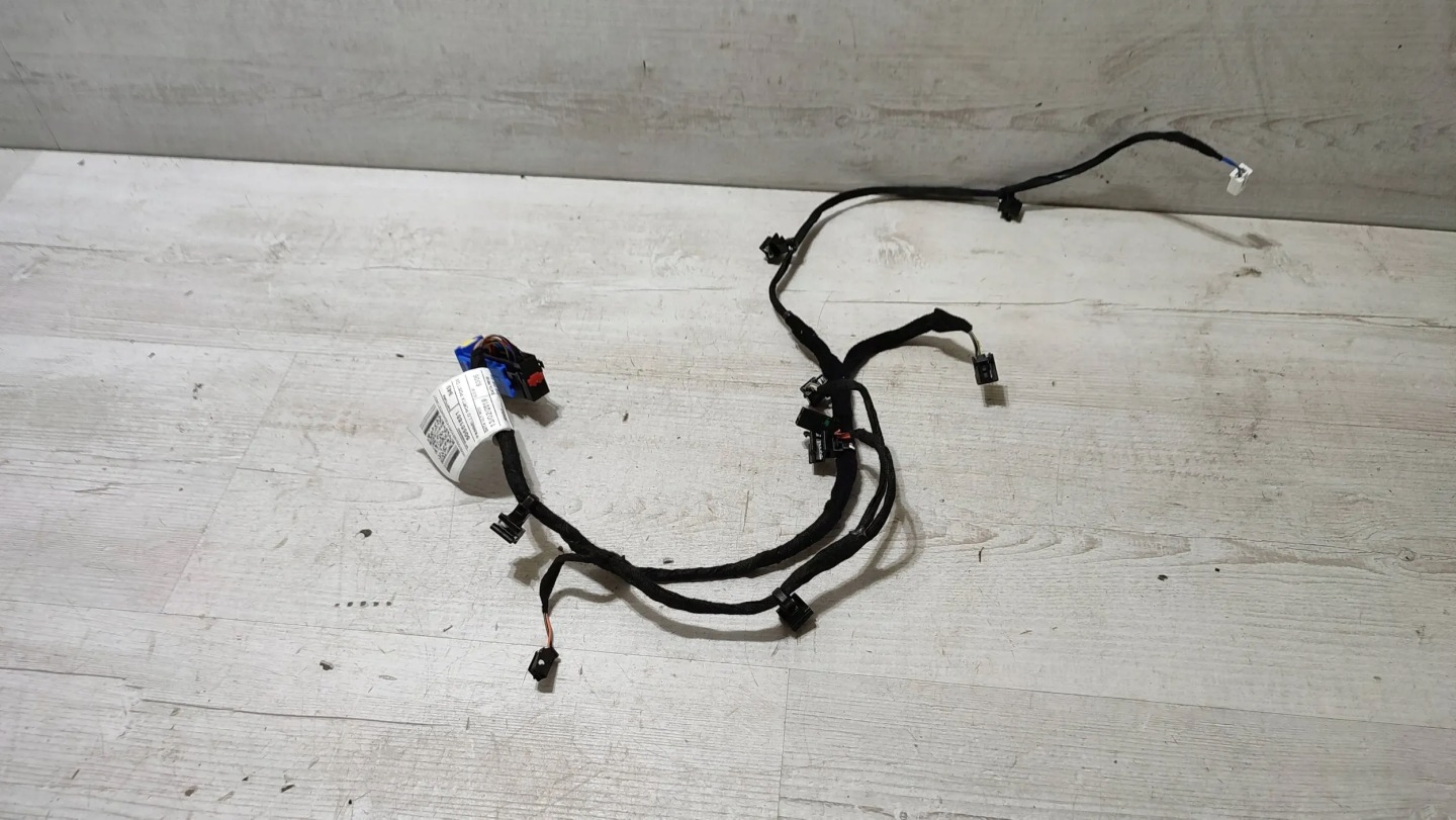 Alfa Romeo Stelvio 2.0T 21r. bundle przewodow door right rear part