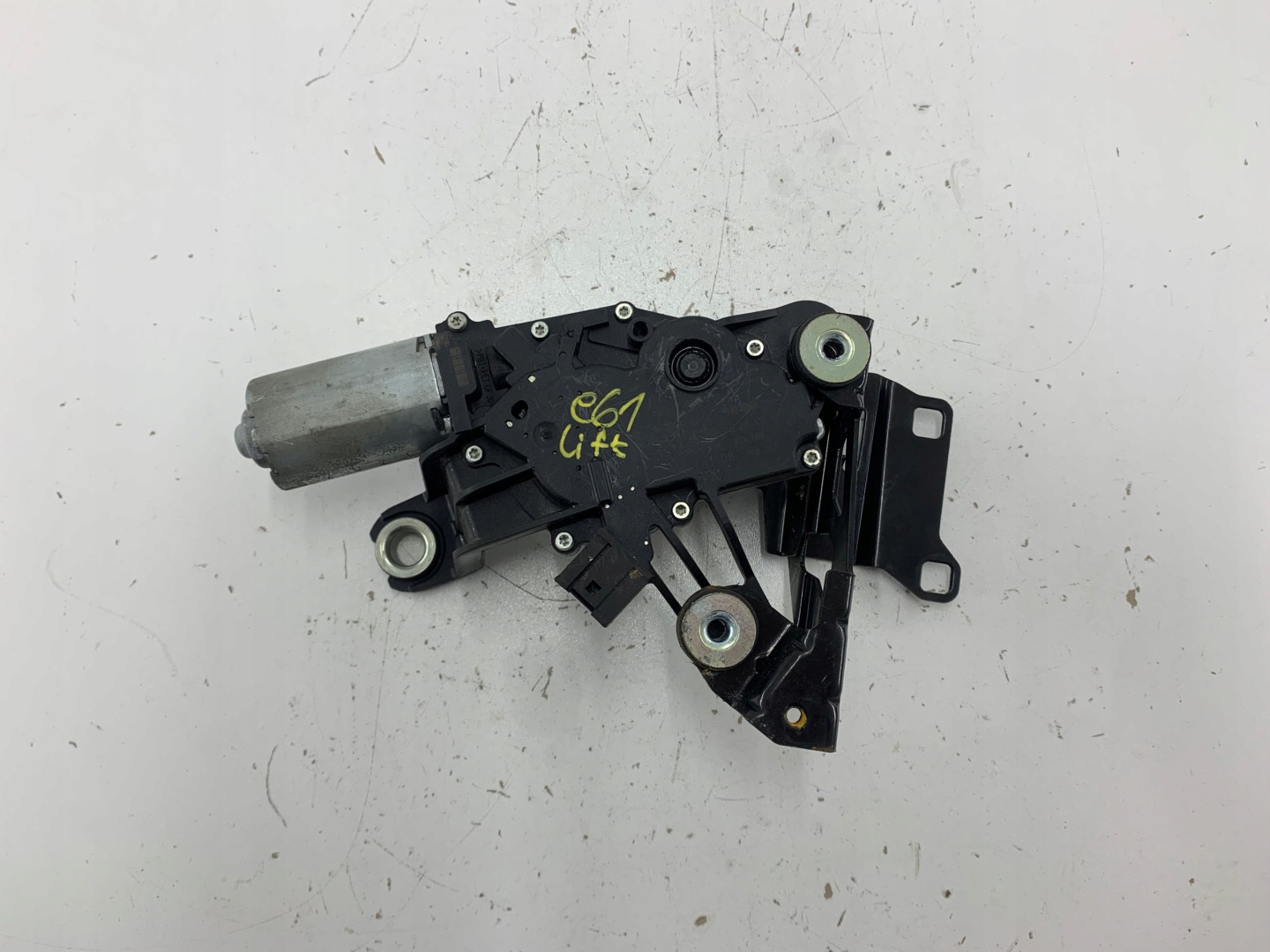 BMW E61 E60 LIFT Wischergestänge heck 1397220