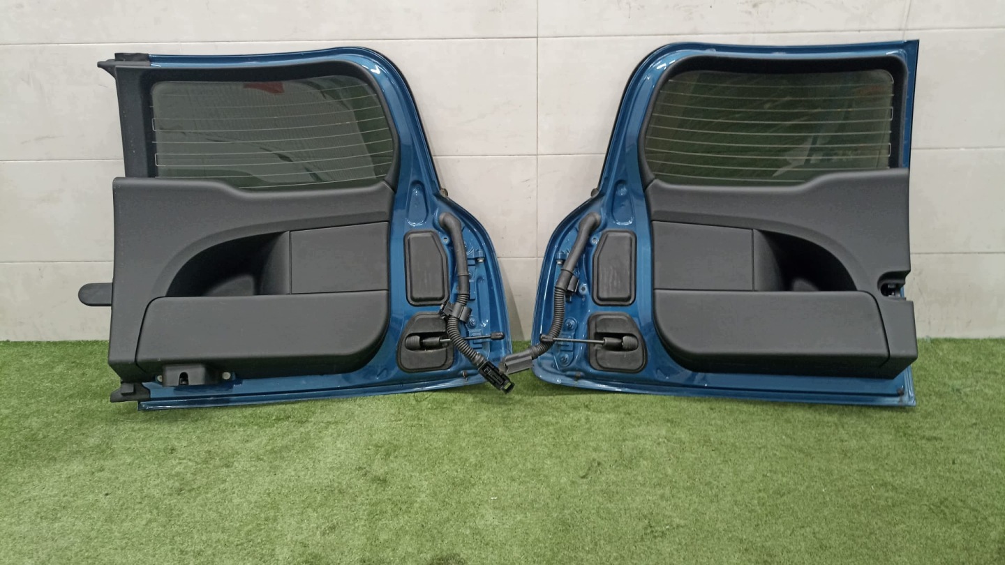 MINI F54 boot door boot KAMERA colour C2M