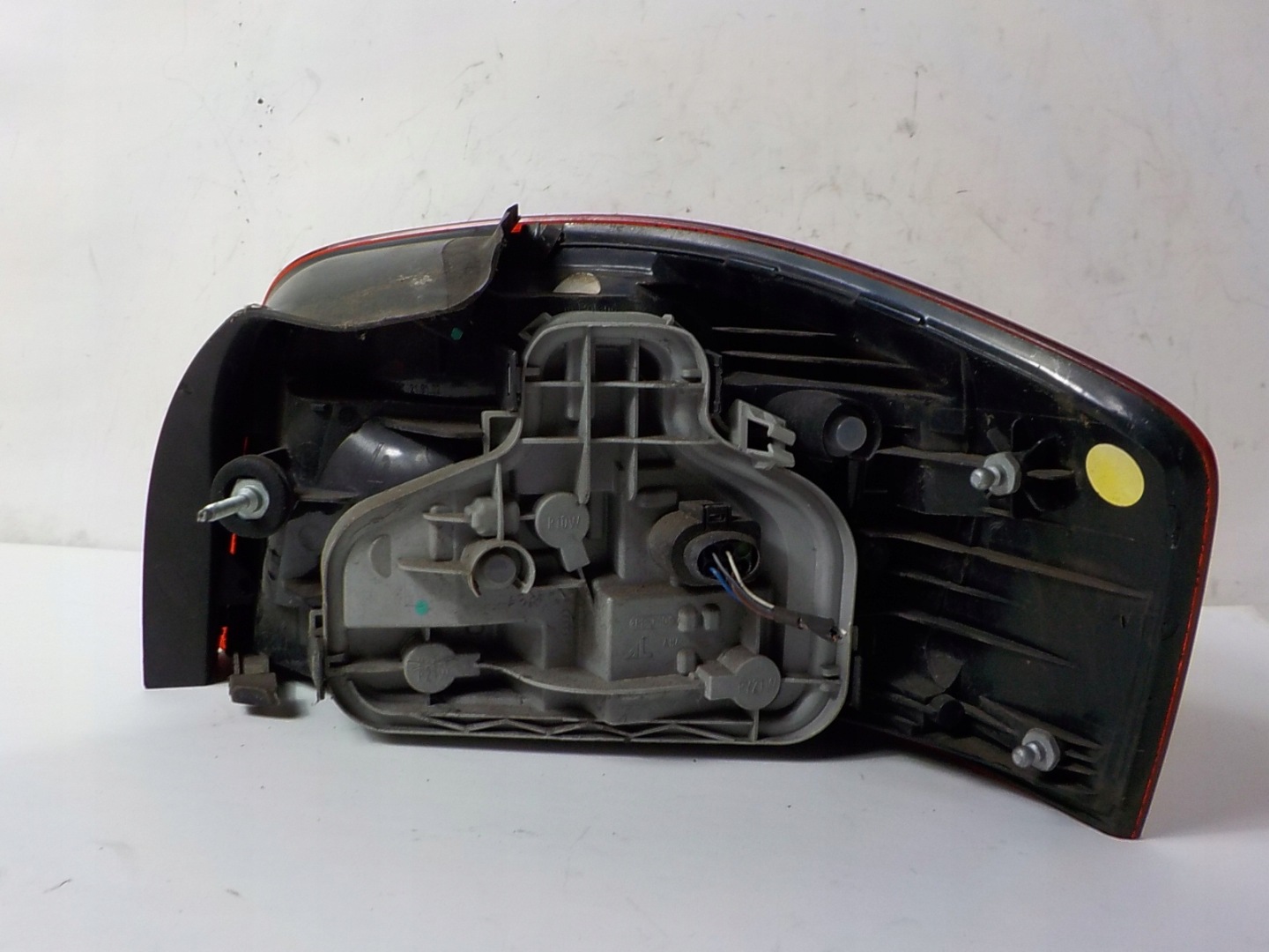 AUDI A3 II 8P LIFT 3D light left rear left rear part CIEMNA UK