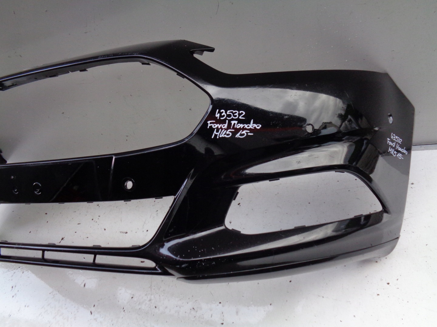 Frontstoßstange FORD MONDEO MK5 15- NR 43532