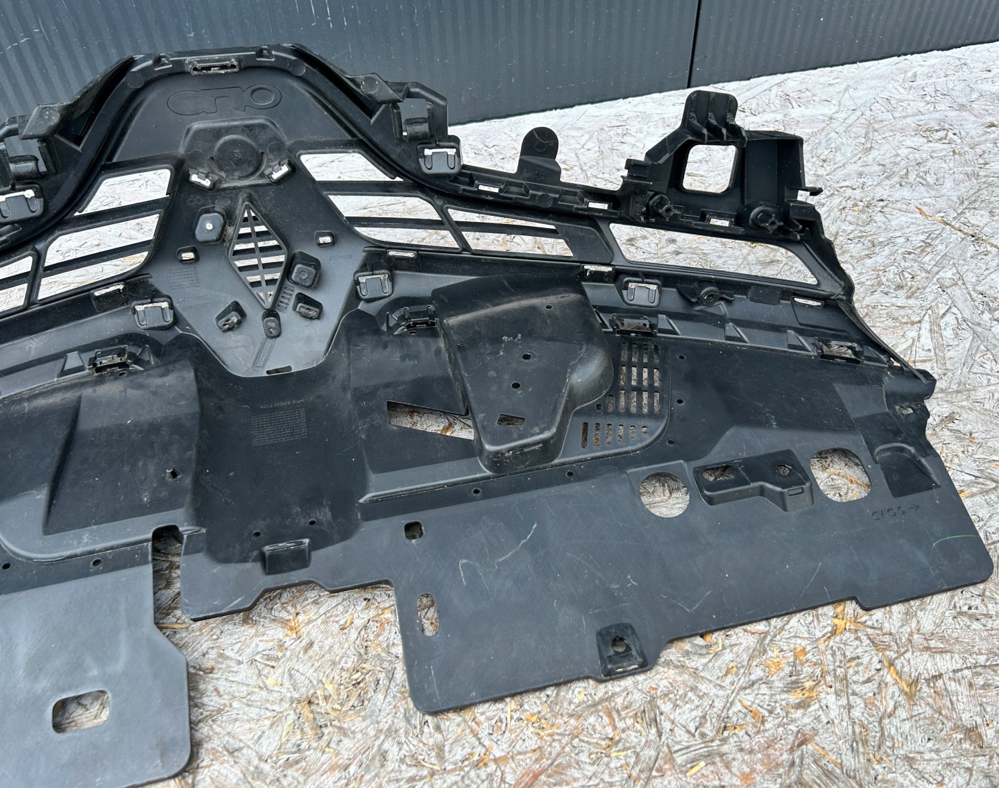 grill grille RENAULT CLIO IV 12- 622563184R