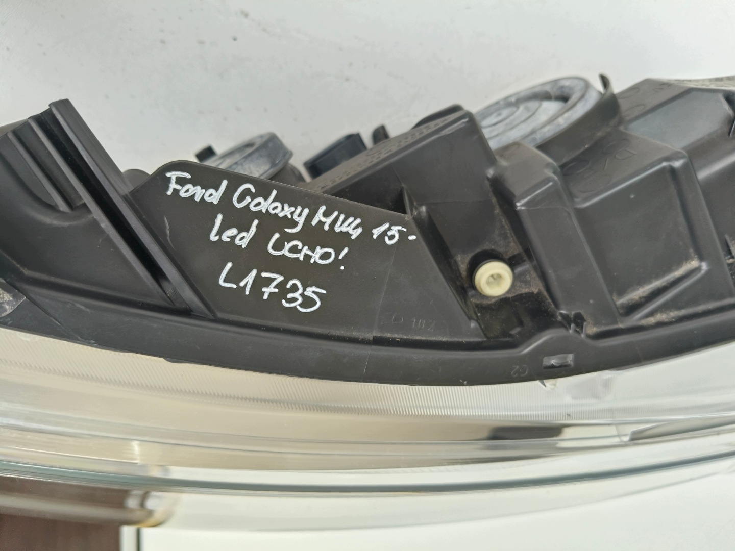 light right REFLEKTOR FORD GALAXY MK4 15