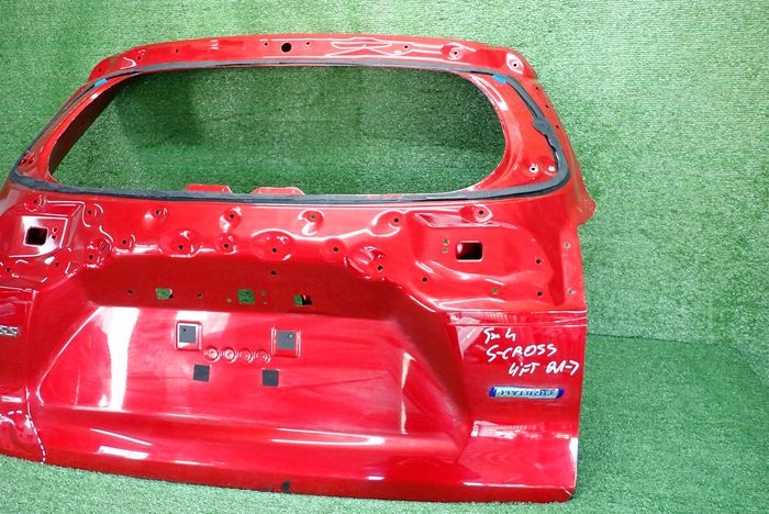 SUZUKI SX4 S-CROSS LIFT 21- boot doors rear part