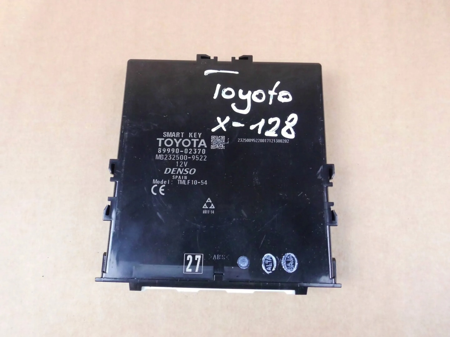 Toyota Auris II E180 module control unit SMARTKEY 89990-02370 8999002370