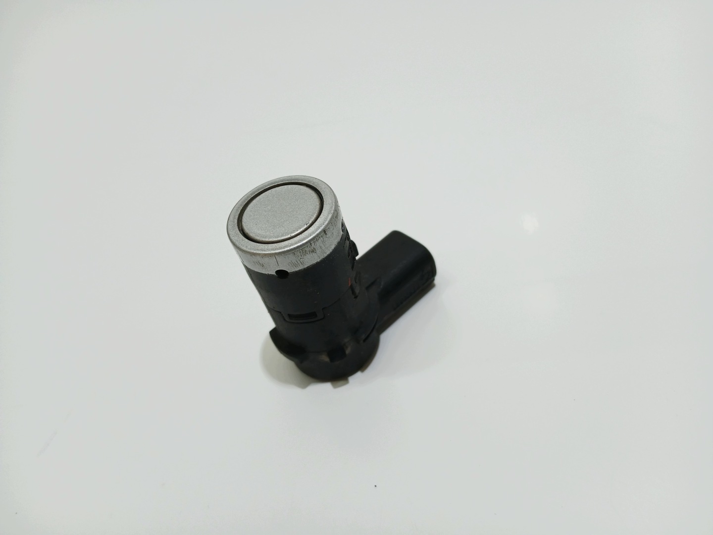 Sensor PDC Parken 354 BMW E60 heck 6989075