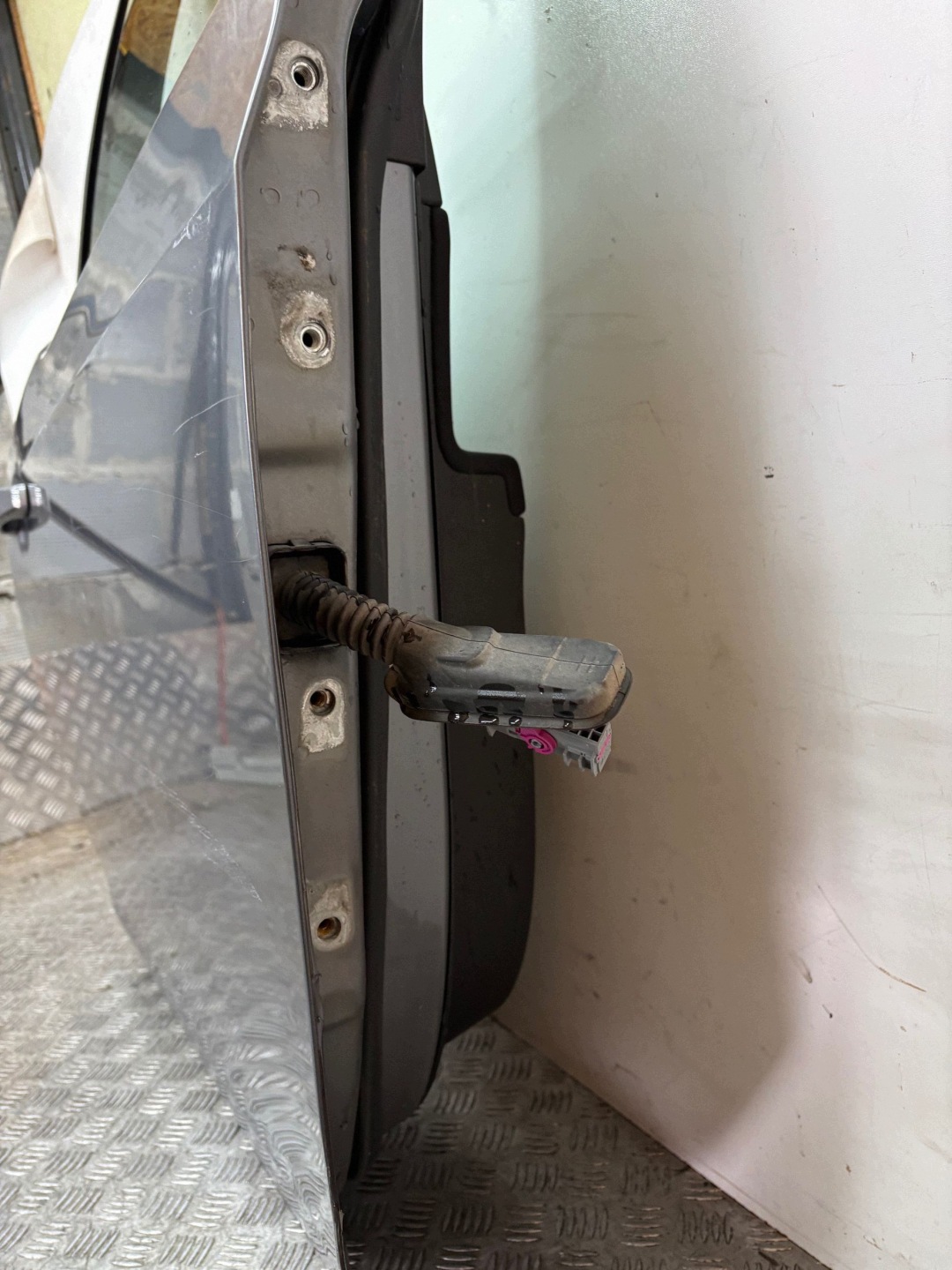 ajtó hátsó hátsó bal OPEL MERIVA B