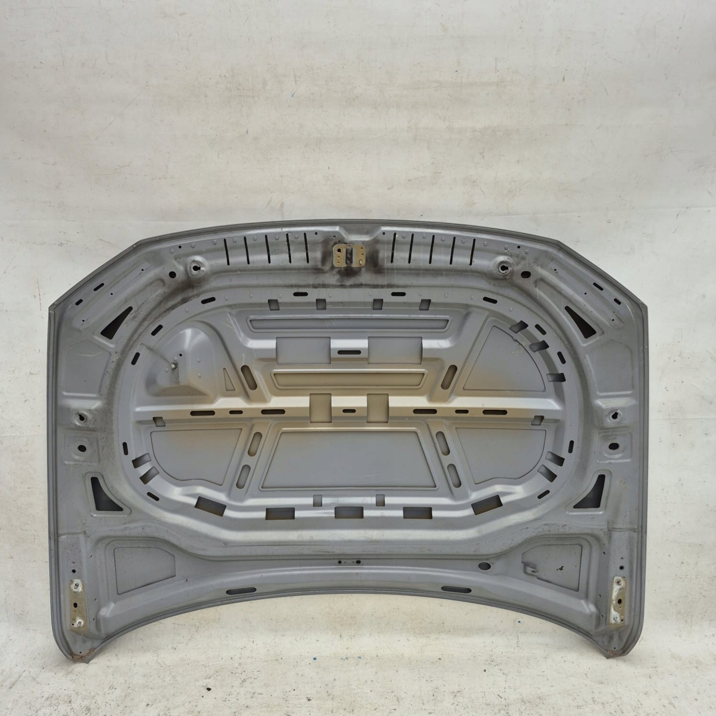VW PASSAT B8 14-23 Capot