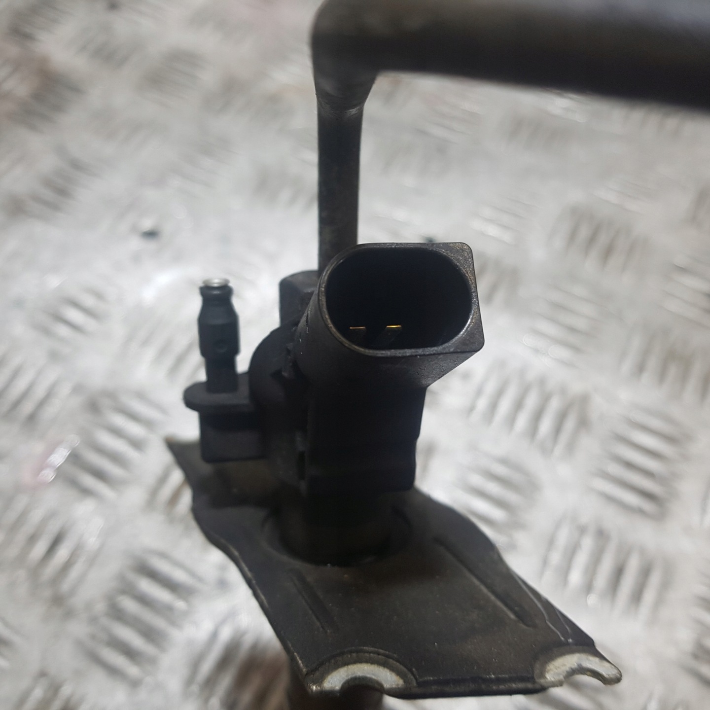 nozzle injector AUDI A6-C6 059130277AC