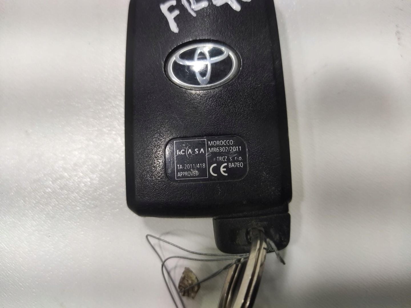 klíček PILOT obal TOYOTA AURIS II E18 2012-2015 SMART KEY