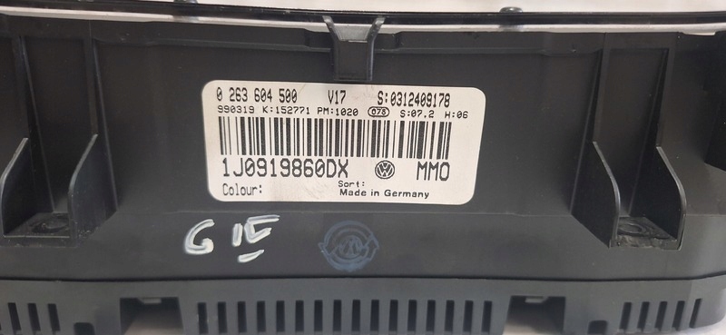 dials clock VW Golf 1.6 1J0919860DX
