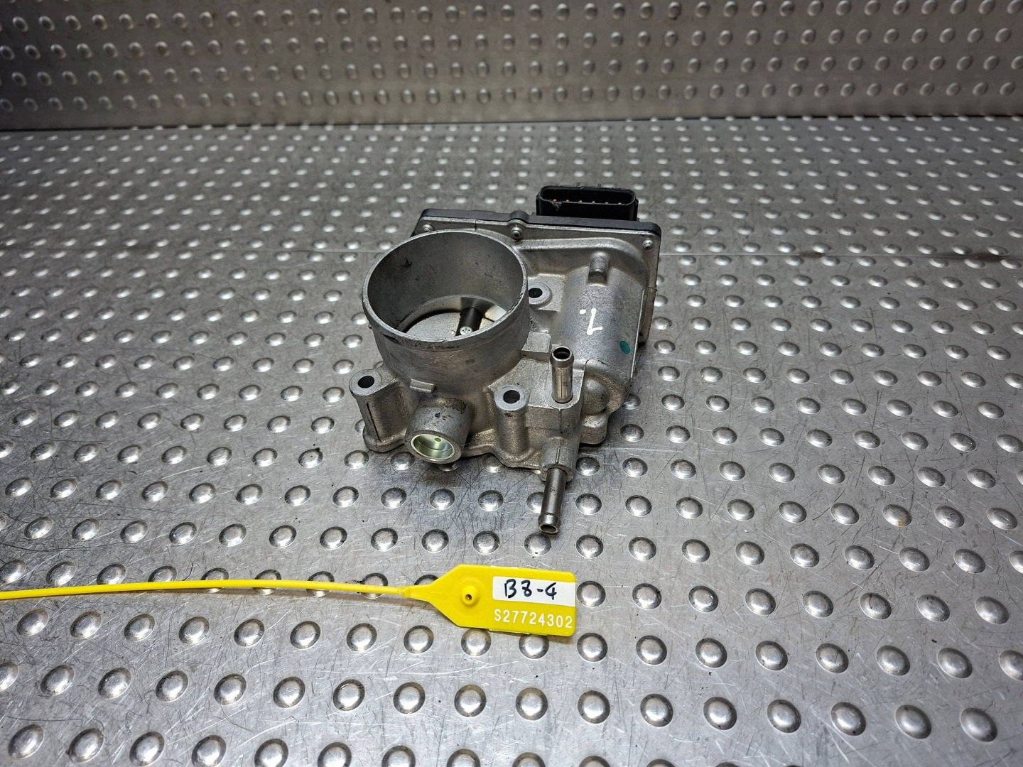 valvola a farfalla TOYOTA COROLLA E21 CH-R 19- 1.8 HSD 22030-0T110