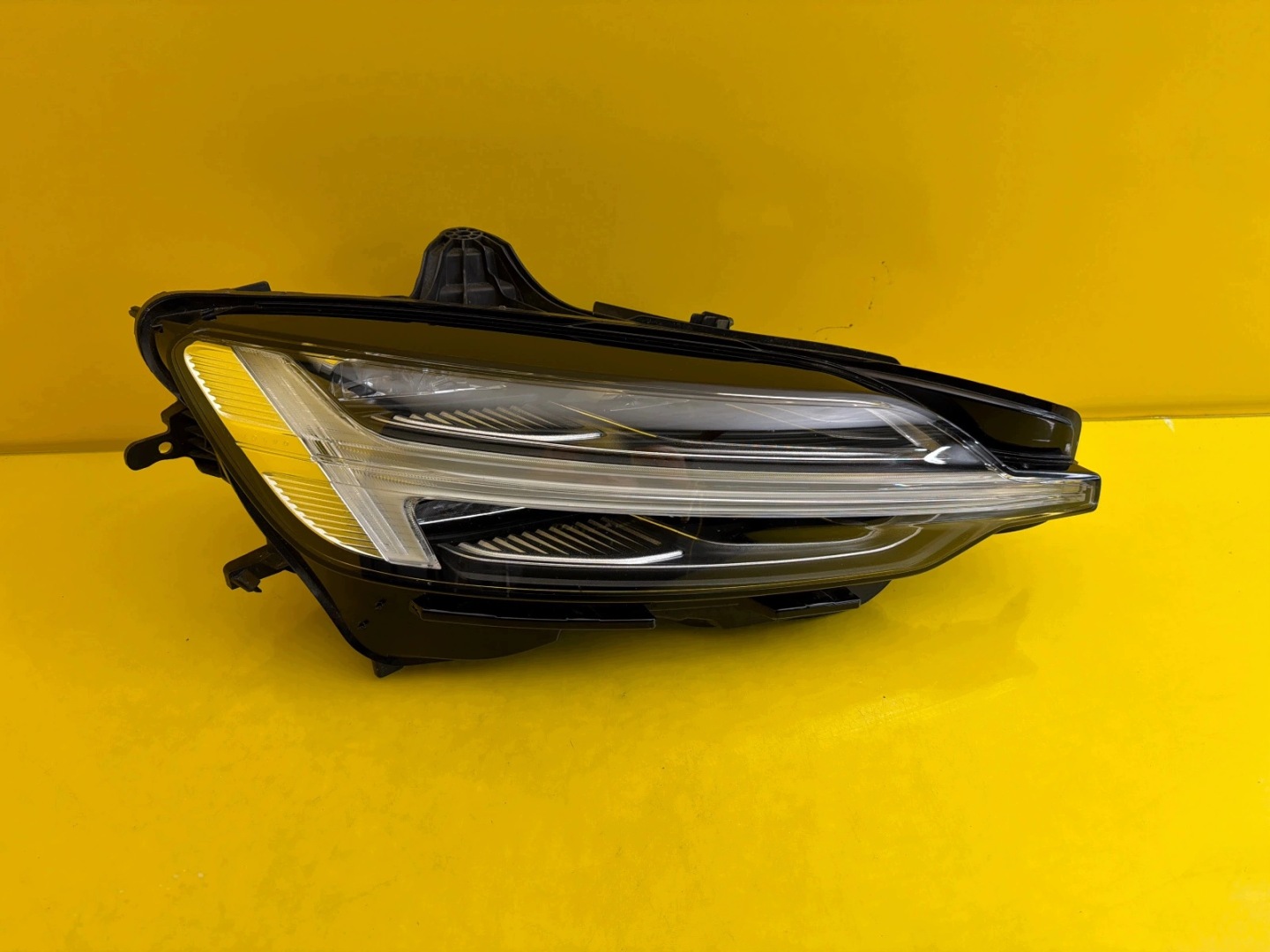 light right Volvo S60 V60 Mid Led 32228816
