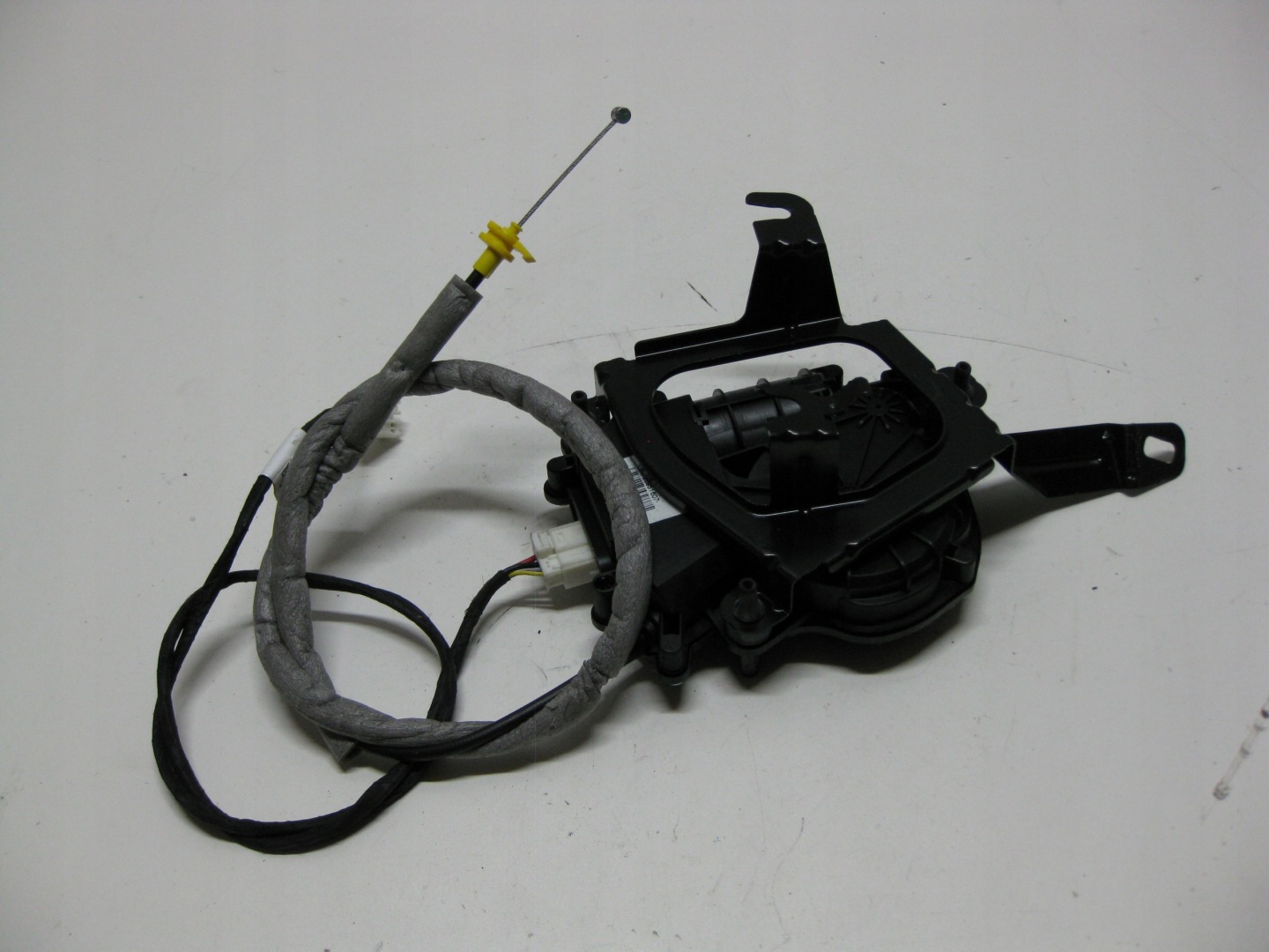 BMW F31 2.0D 14R lock DOCIAG bonnet boot 7269516