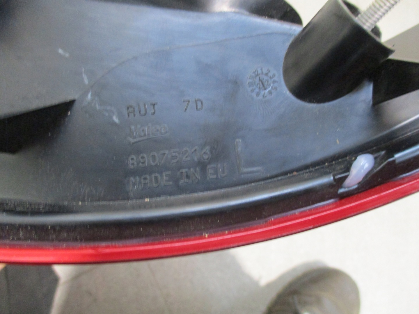 light left rear part left Volvo XC 60 and 08-13r 89075216