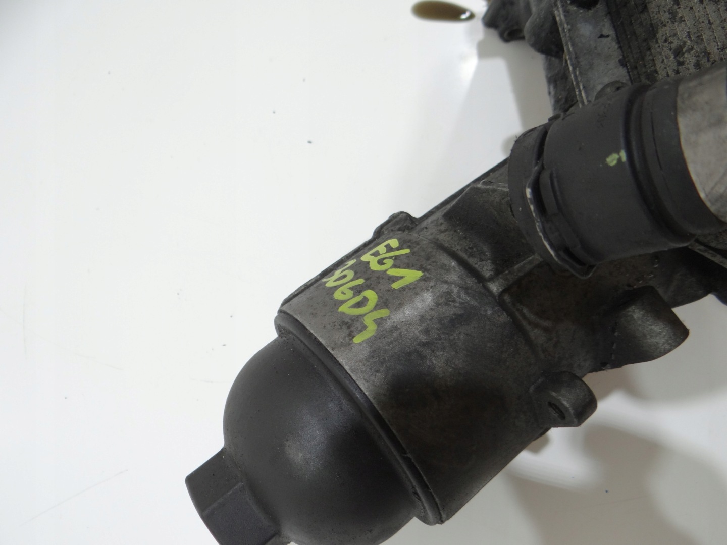 oil filter holder BMW E60 E61 3.0D 7788453 (4273544)