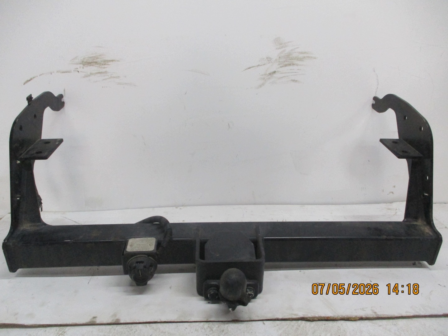 tow sider rear part FORD RANGER MB3L-195544-AB