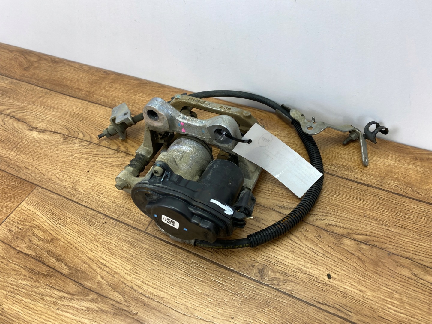 caliper brake right rear part Ford Explorer MK6 2020+ USA