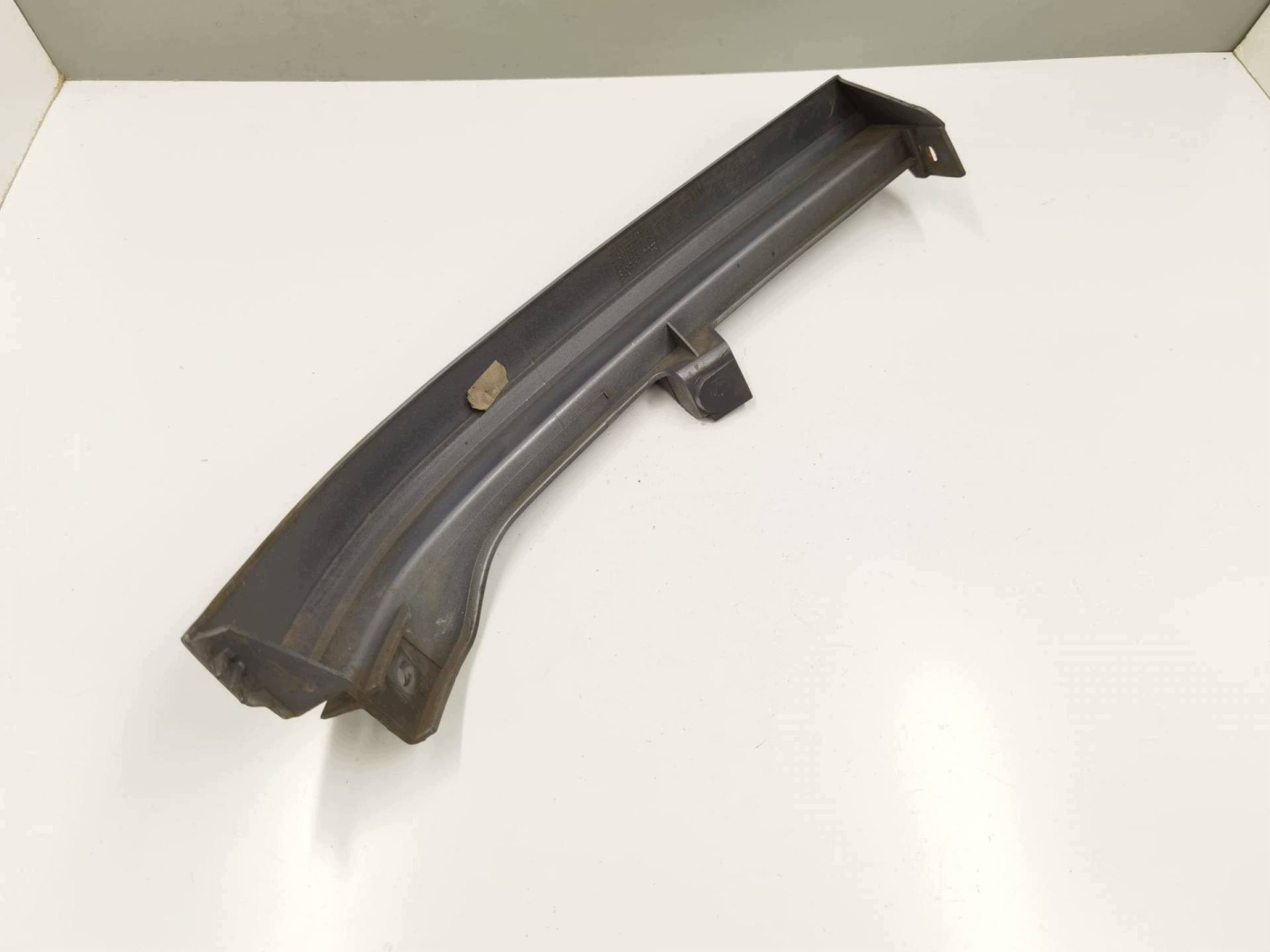 moulding below lampe left side Opel Zafira A facelift 2004 90580651