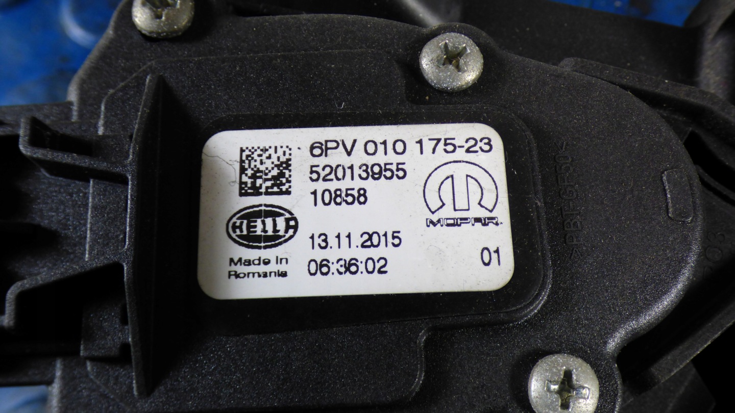 accelerator pedal potentiometer 52013955 stBDB FIAT DOBLO II COMBO D