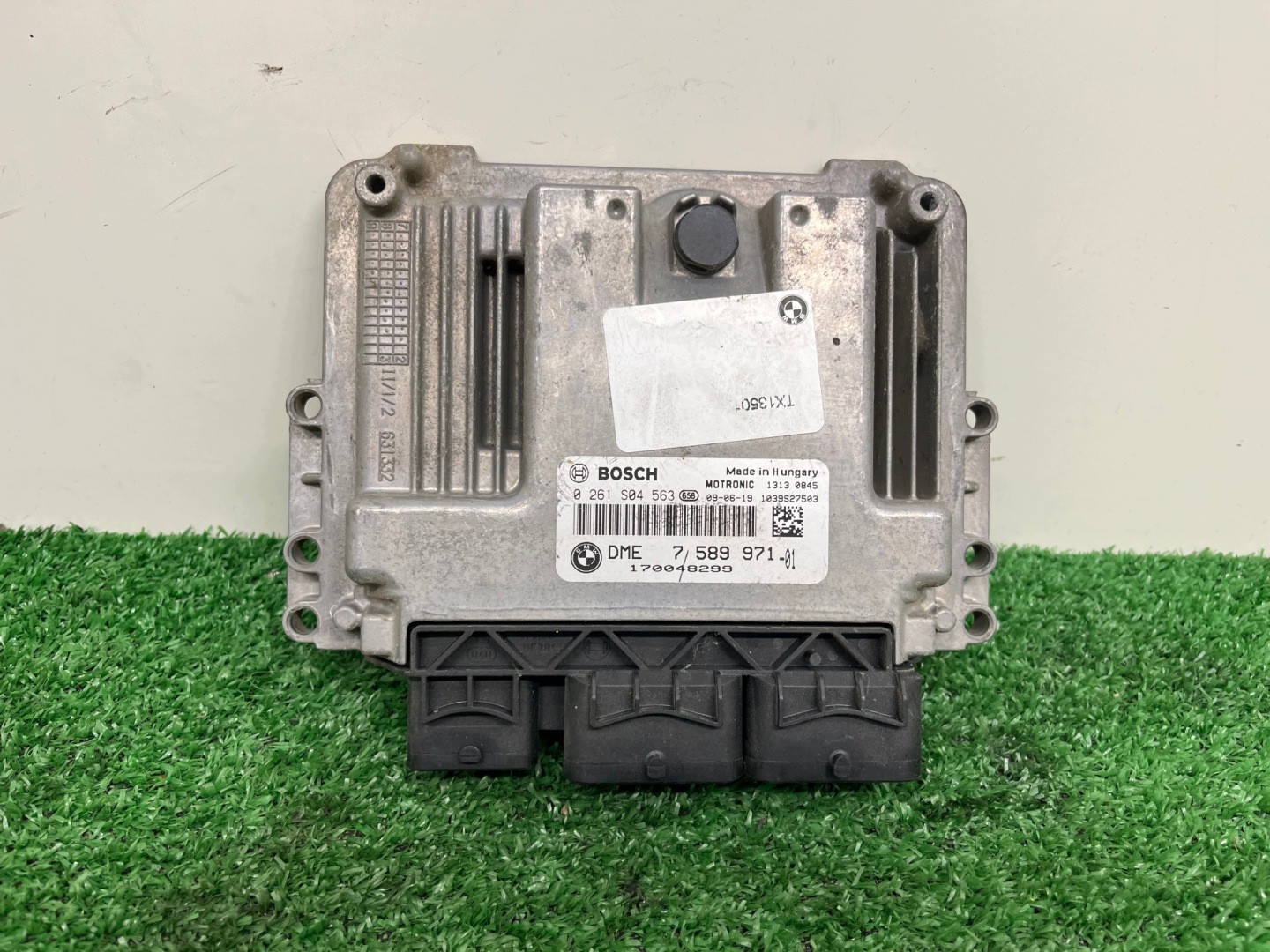 computer of the engine control unit MINI COOPER R56 7589971-01 / 0261S04563