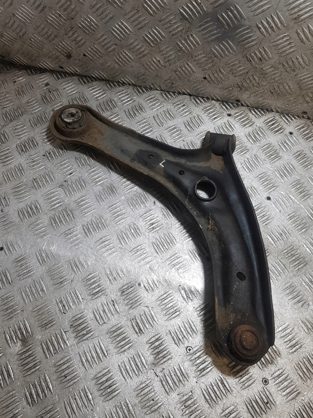 arm left front FORD FIESTA MK 7