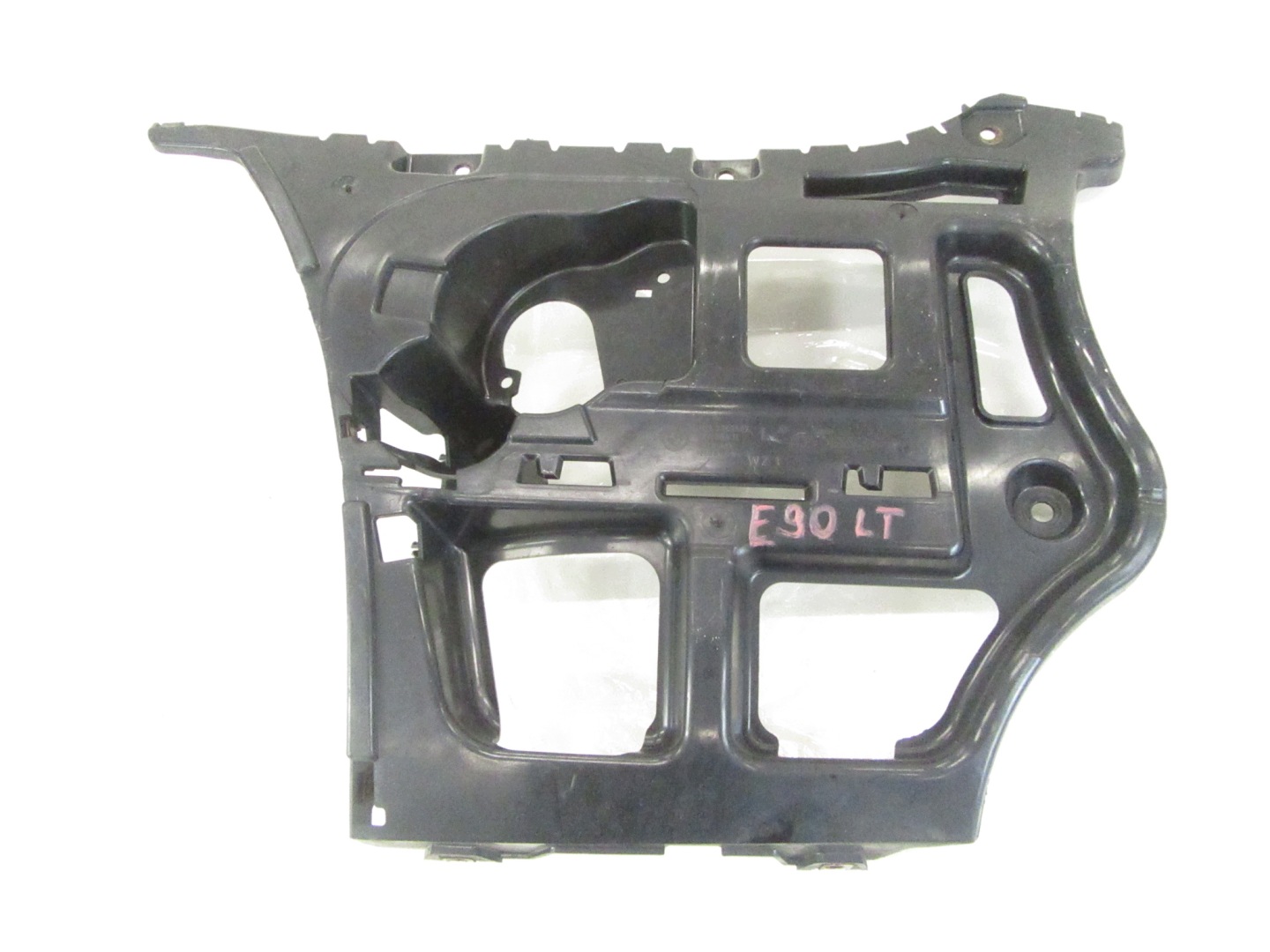bracket holder bumper bracket left rear part BMW e90 LCI sedan