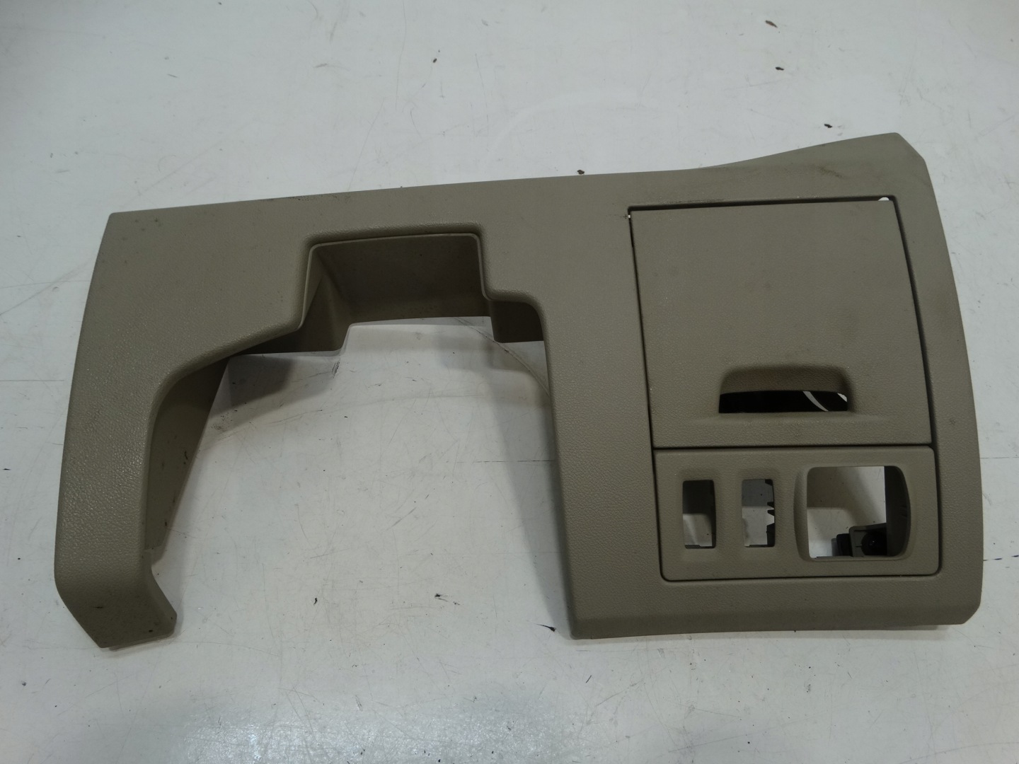 Blende Abdeckung unter Lenkrad LAGUNA III 689218812R