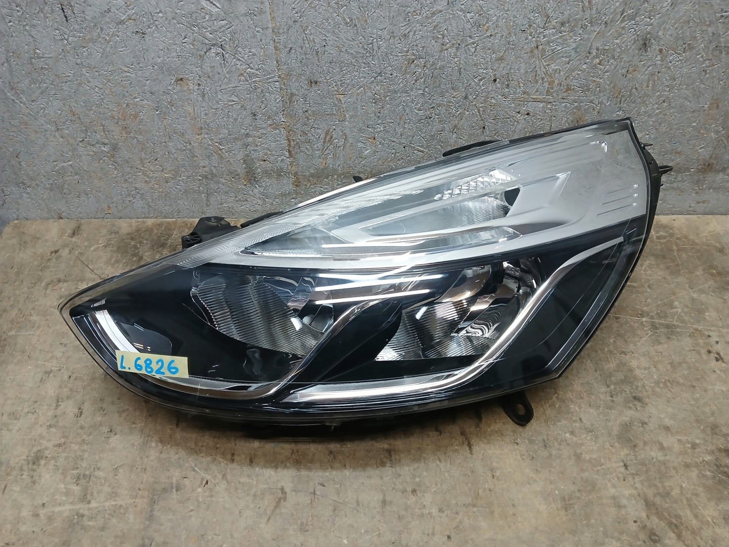 feu avant gauche RENAULT CLIO IV 4 12- 260608367R