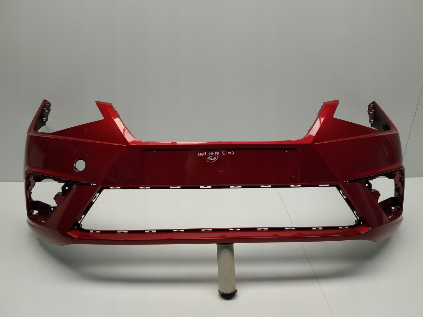 2017r + Seat Ibiza V bumper front without Otworow original claret
