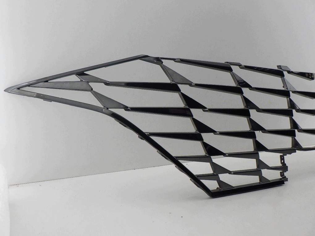 HYUNDAI ELANTRA VII 7 2020- Grille