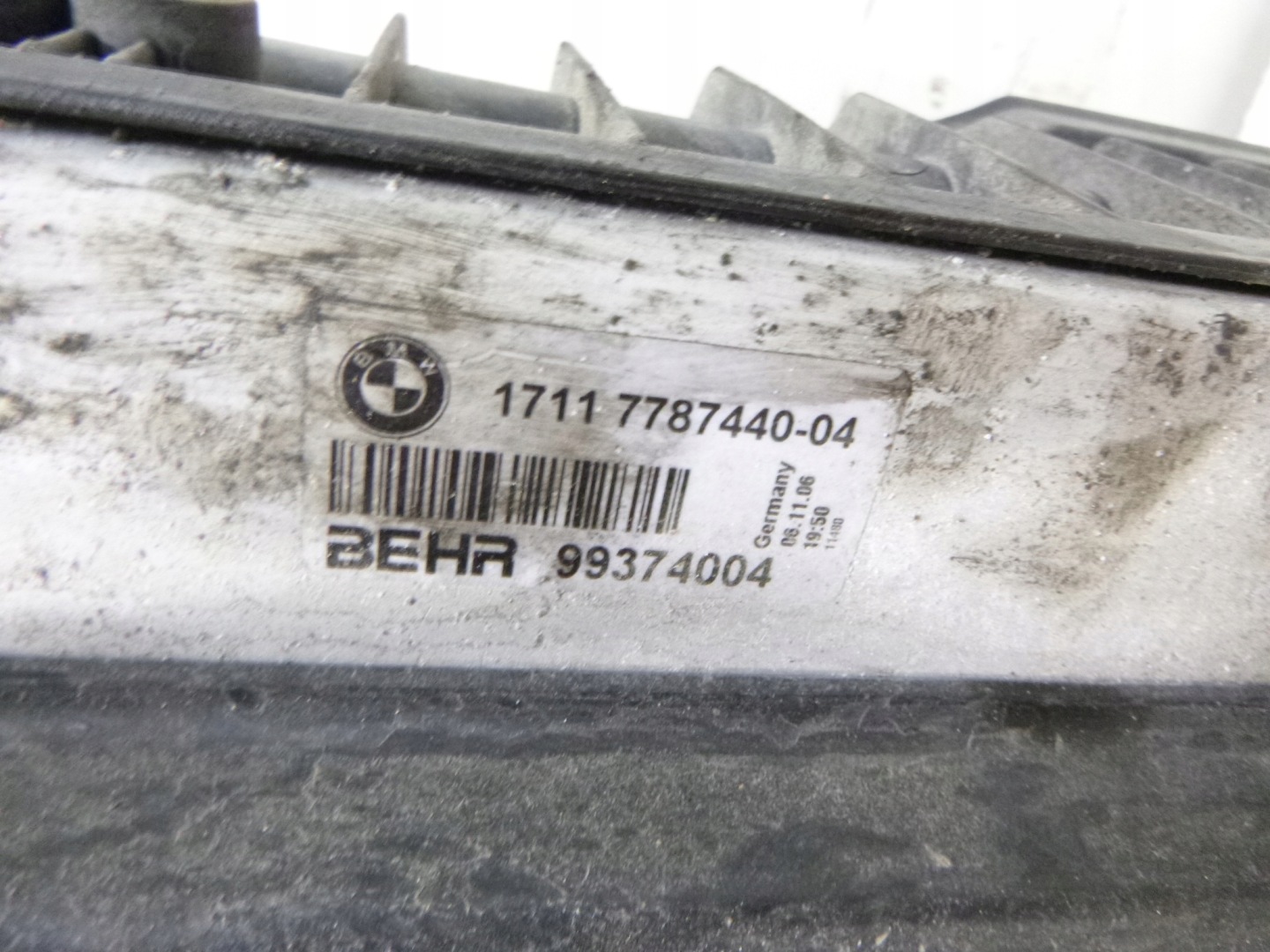 SUSTAV HLADNJAKA VODE KLIMATIZACIJE INTERKULER BMW E60 E61 2.0D 05R.
