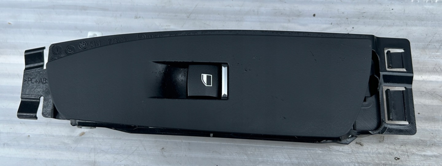 switch windows right front BMW 7 F01 9163519