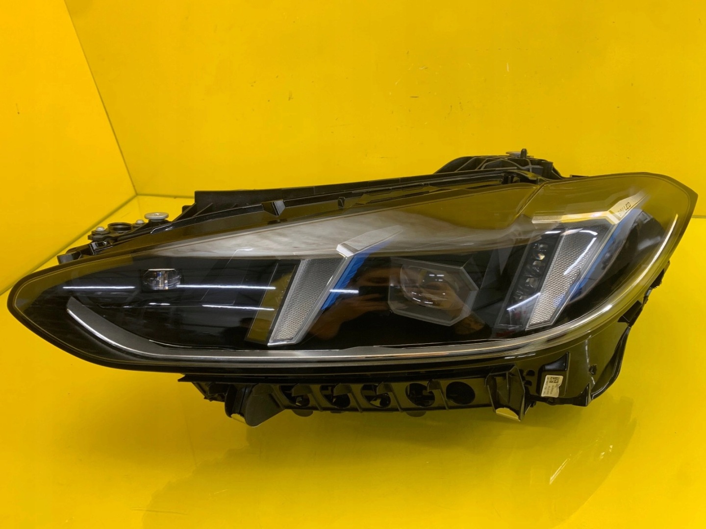 BMW 4 G22 G23 M4 G82 G83 light front left Laser 5A3B303-04