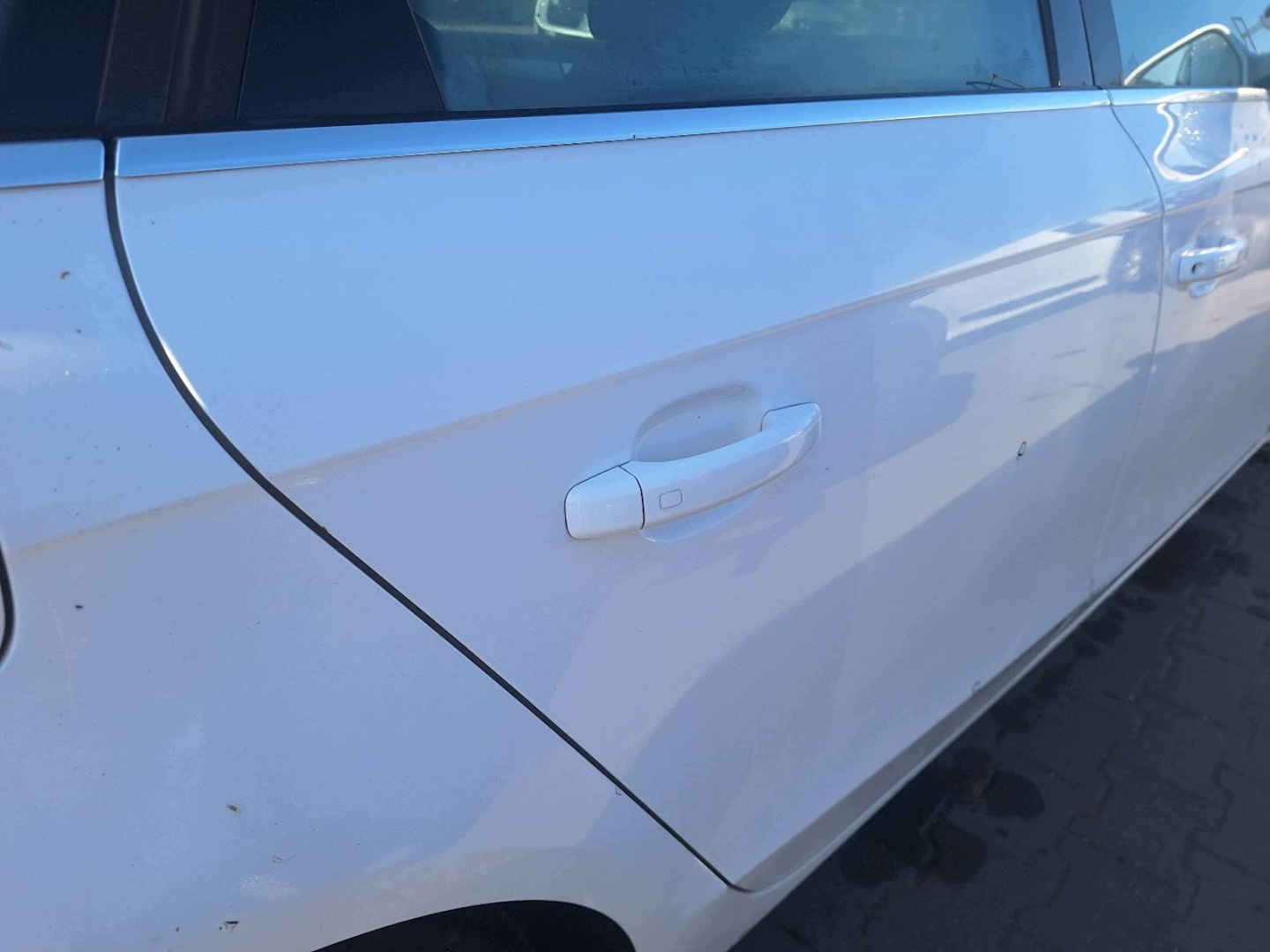door complete right rear part AUDI A4 B8 LY9C ID: 240492