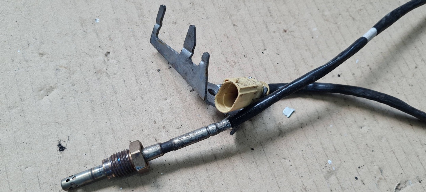 A5 8T LIFT Sensor TEMPERATURY Gase 4G0906088AA 2.0 TDI A4 B8 A5 Q5