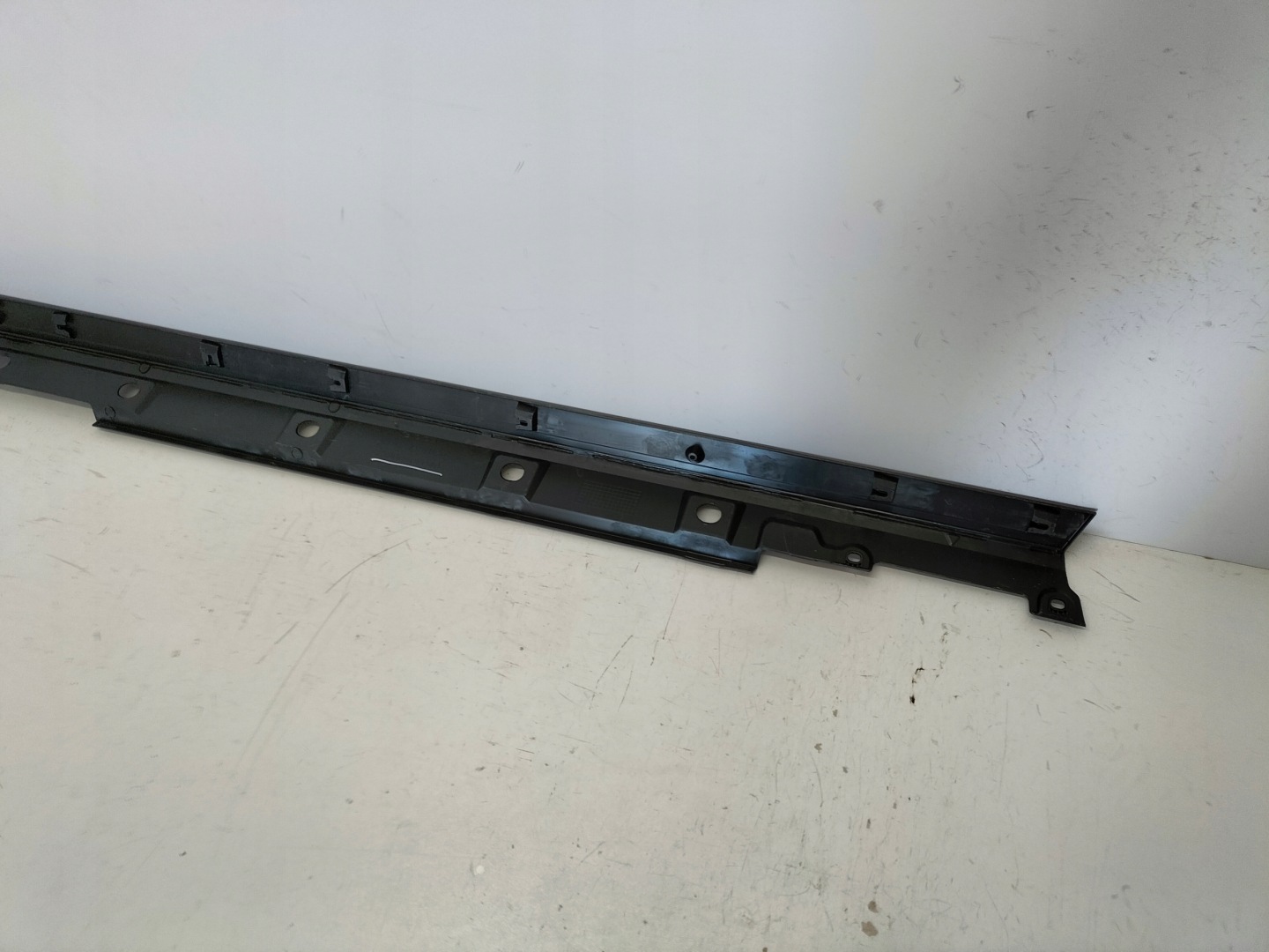 moulding cap threshold left TOYOTA HIGHLANDER 19
