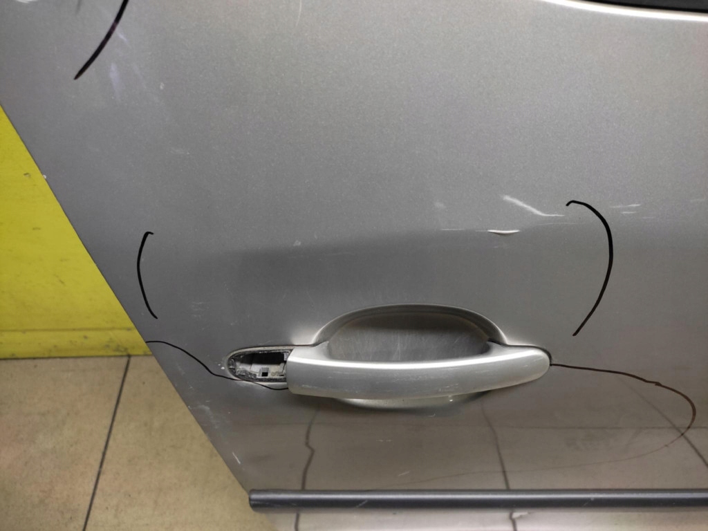 SKODA ROOMSTER door right front