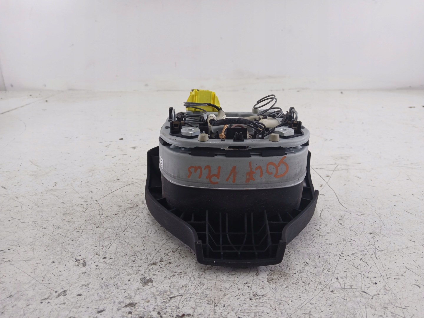 VW GOLF V plus airbag