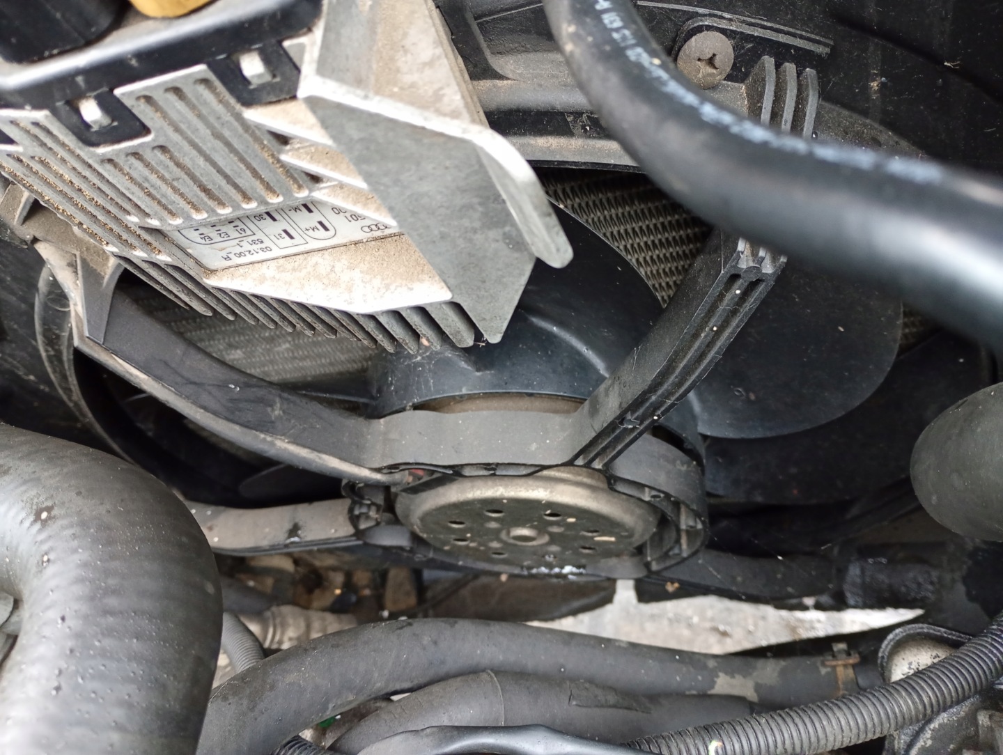 Audi A2 00-05 ventilátor MOTORU 1.4 TDI