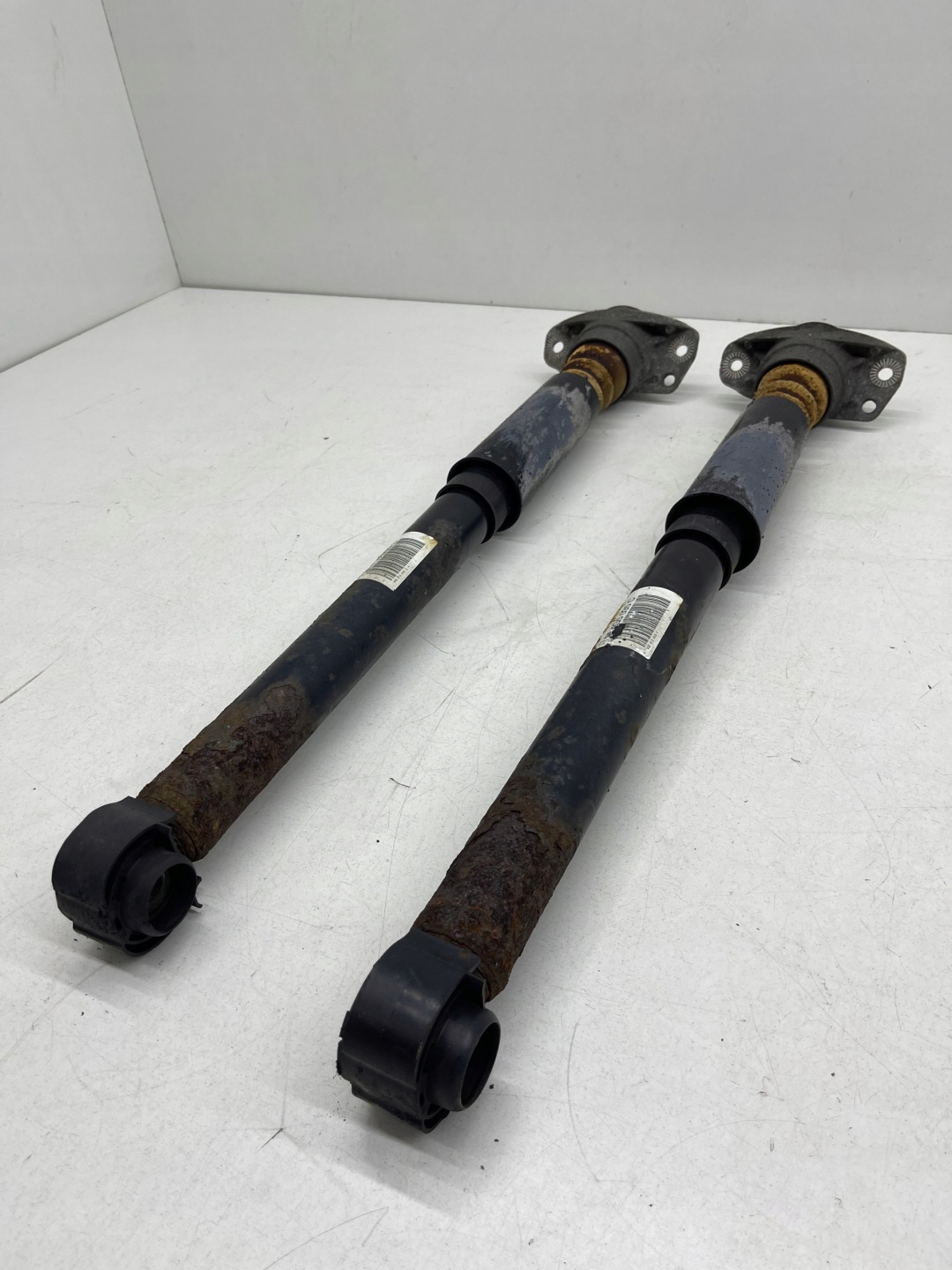 AUDI A6 C7 shock absorber left / right rear part