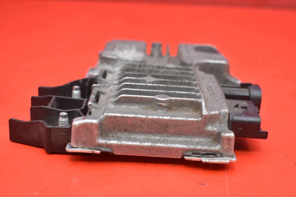 control unit MODU START/STOP 9819596180 CITROEN C3 III 1.2 PURETECH 110 KM 16