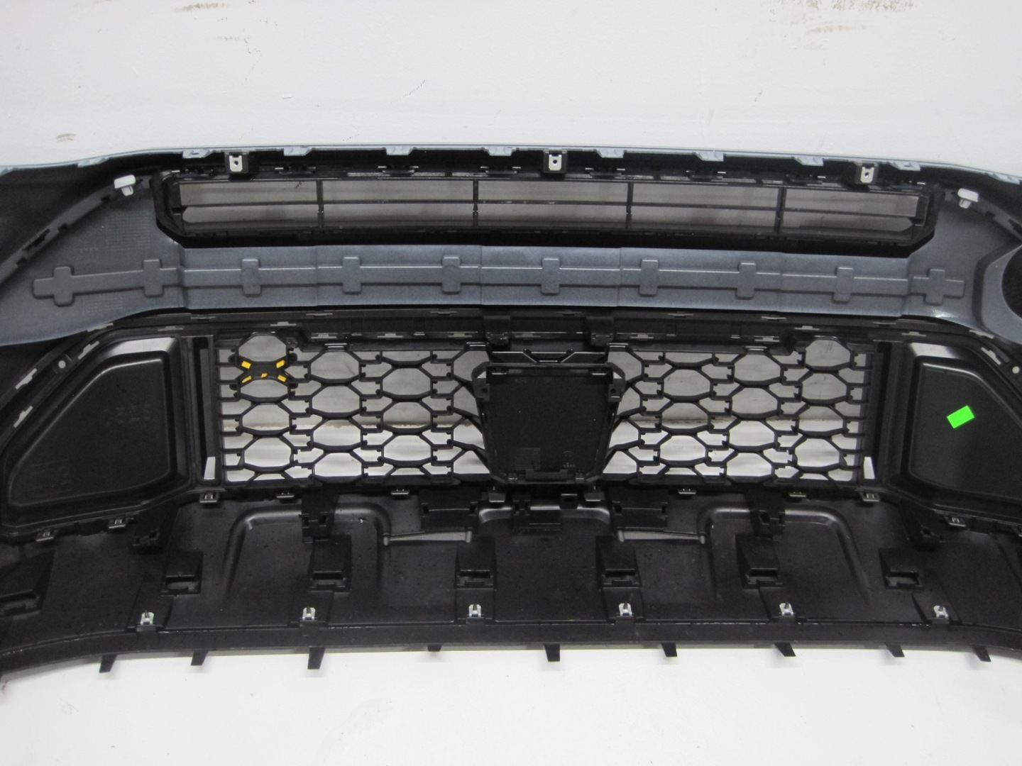 front bumper JEEP AVENGER 24R below RADAR front