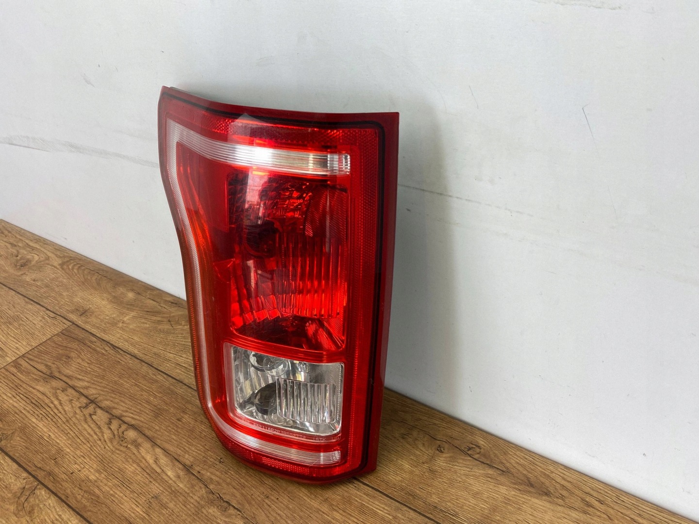 light rear left Ford F150 2015+
