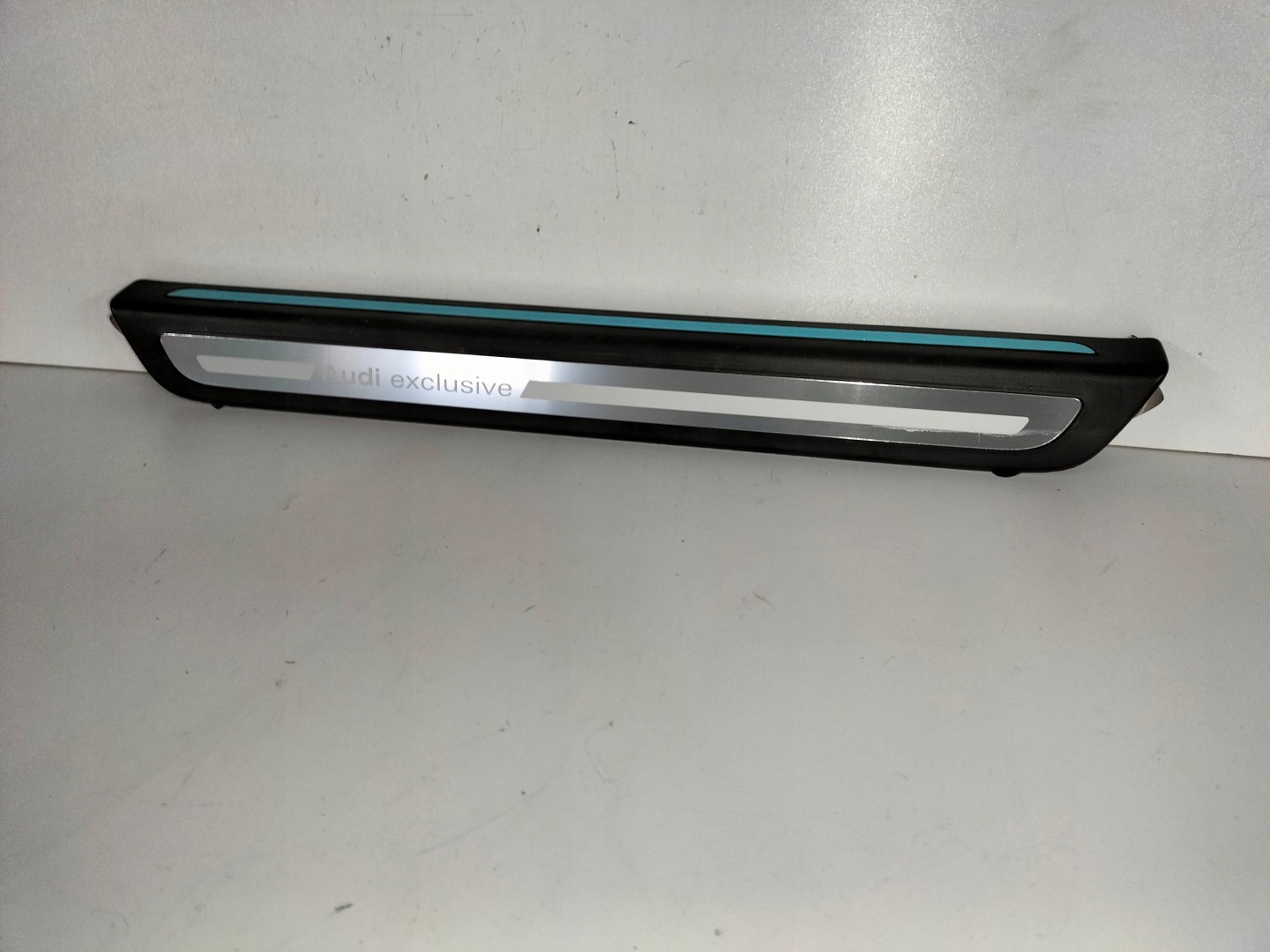 moulding cap for threshold front right AUDI Q5 08- EXCLUSIVE