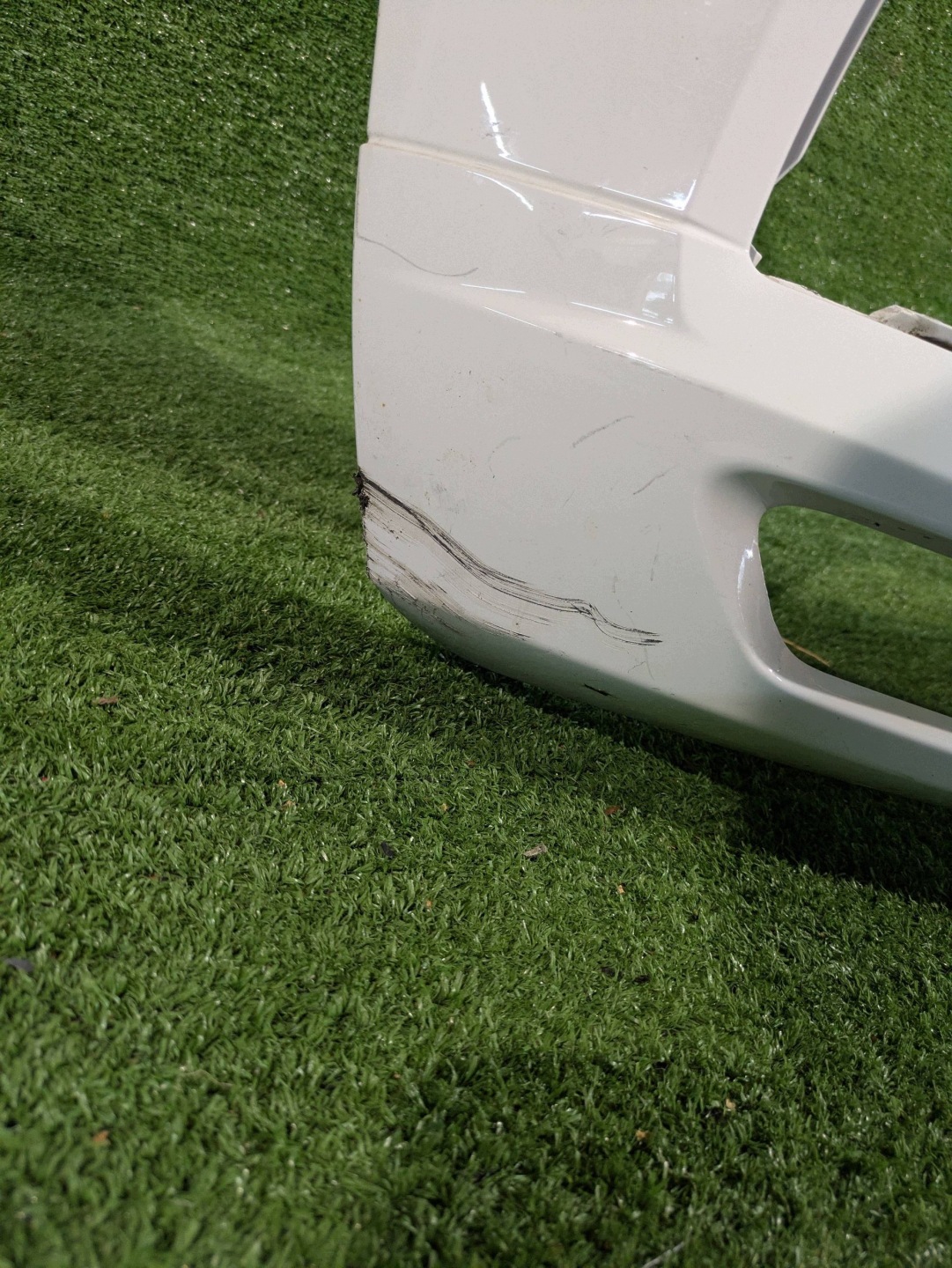 front bumper front VOLVO XC60 II 17- R-design NR.Z9674